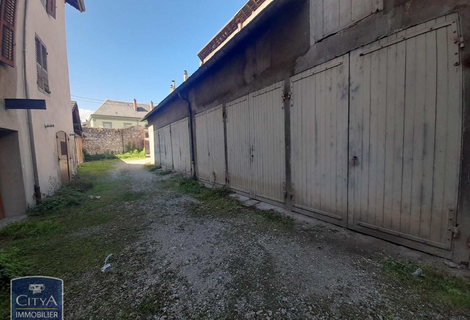 Location garage   à Chambéry (73000) — photo 1