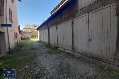 Garage  51 €