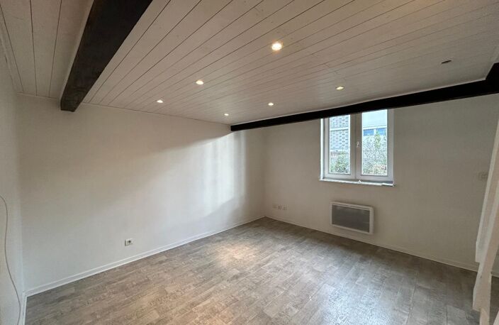 Location appartement 2 pièces 25 m² à Toulouse (31500) — photo 2
