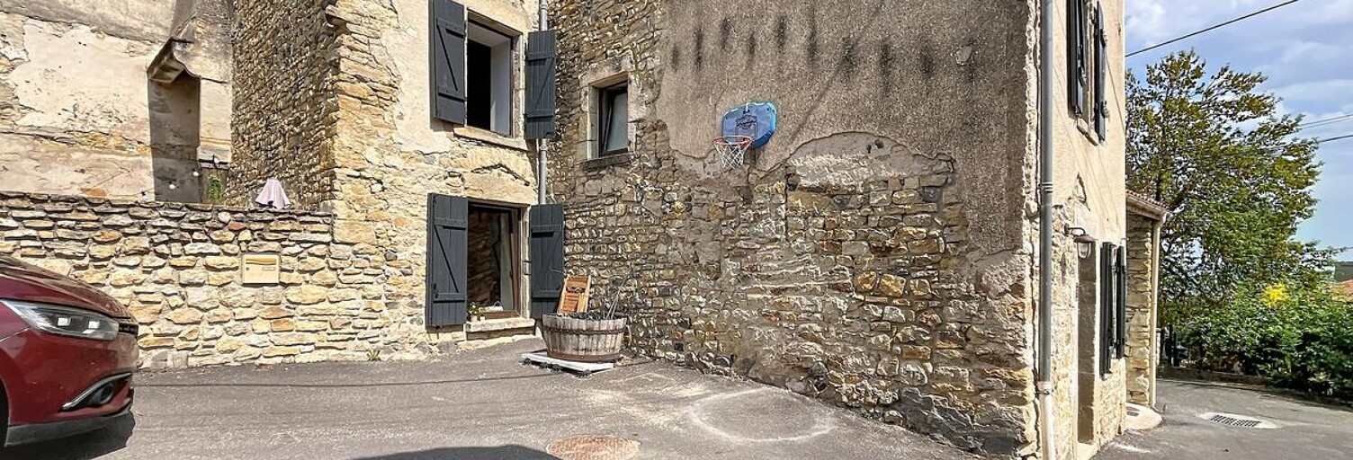 Maison 5 Pièces 140 m² à vendre à Glaine-Montaigut (63160)