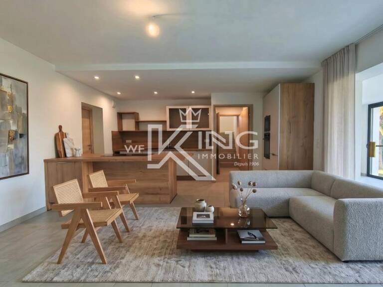 À deux pas de la plage de la Gaillarde, découvrez un bien d'exception aux allures de villa — photo 1