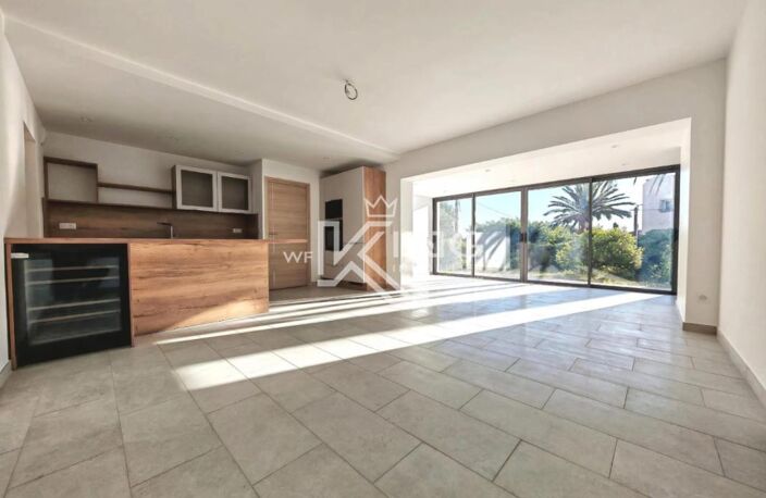 À deux pas de la plage de la Gaillarde, découvrez un bien d'exception aux allures de villa — photo 4
