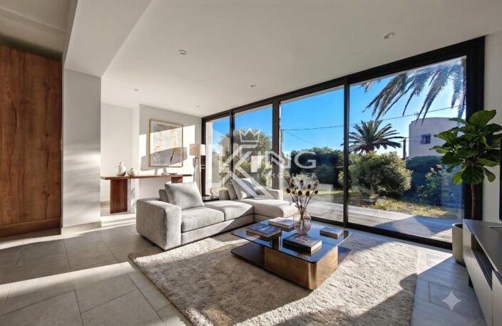À deux pas de la plage de la Gaillarde, découvrez un bien d'exception aux allures de villa — photo 5