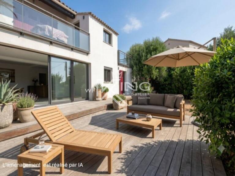 À deux pas de la plage de la Gaillarde, découvrez un bien d'exception aux allures de villa — photo 1