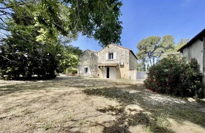 Mas familial sur 8000m2 de terrain à Arles — photo 3