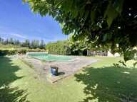 Mas familial sur 8000m2 de terrain à Arles — photo 3