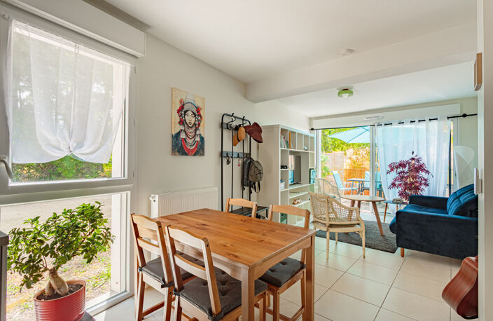 T2 avec terrasse en lisière de forêt   Un cadre de vie rare — photo 3