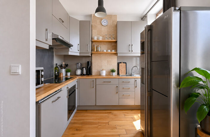 Appartement T4 rénové à vendre   Marseille 6ème, Cours Julie — photo 2