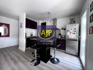 SAINT MARTIN DE SEIGNANX - T3 + 2 parkings et cellier — photo 4
