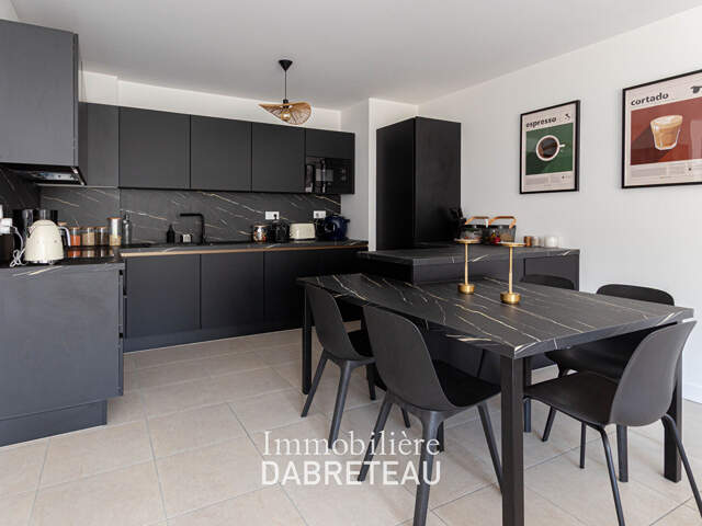 Appartement Brignais 3 pièce(s) 74.23 m2 — photo du bien