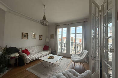 Appartement 4 pièces 1235 €
