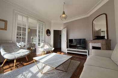 Appartement 4 pièces 1235 €