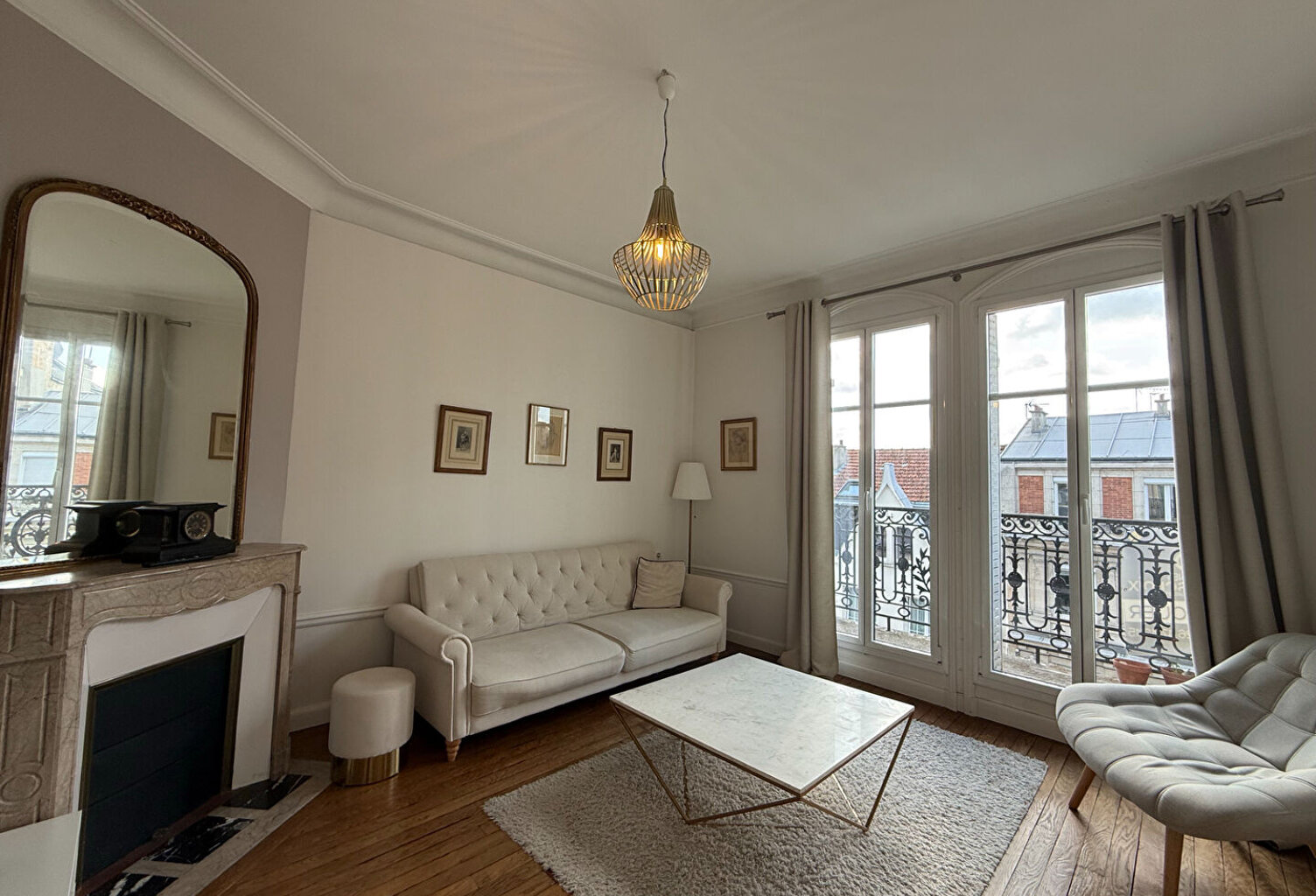 APPARTEMENT  T4 - 98 M² - HYPER CENTRE — photo 1