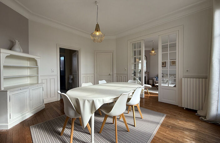 APPARTEMENT  T4 - 98 M² - HYPER CENTRE — photo 4