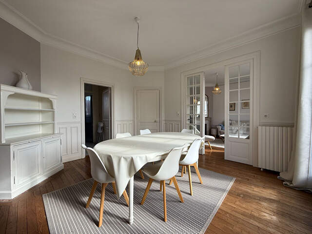 BEL APPARTEMENT ANCIEN T4 - 93 M² - HYPER CENTRE — photo du bien