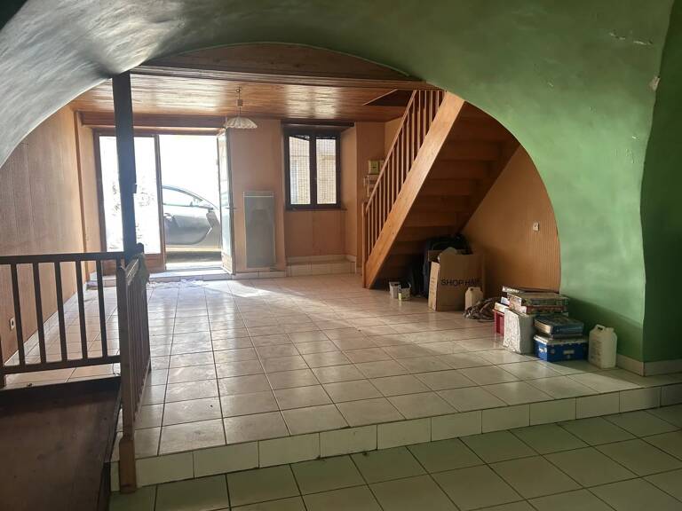 Maison de 117 m² à Ardes – Fort potentiel d'aménagement — photo 1