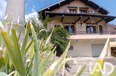 Vente Maison de village 9 pièces — photo du bien