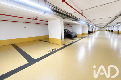 Garage  24000 €
