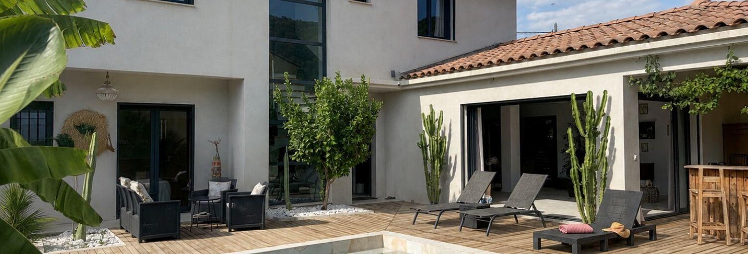 Maison 6 Pièces 153 m² à vendre à La Crau (83260)