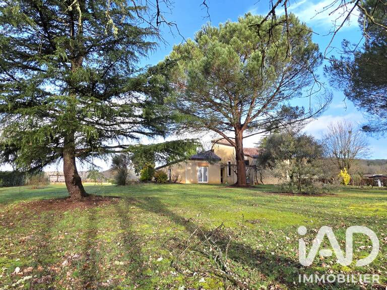Vente Maison/villa 9 pièces — photo 1