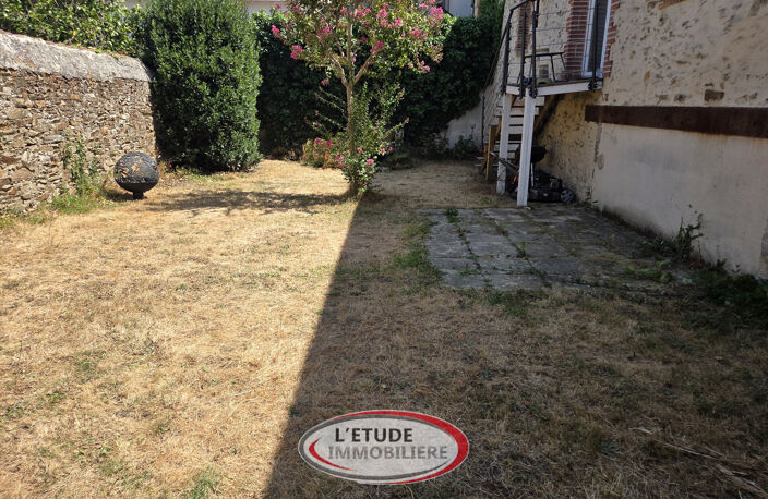Sainte Pazanne bourg : Maison atypique et de charme, 3 chamb — photo 2