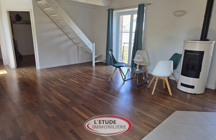 Sainte Pazanne bourg : Maison atypique et de charme, 3 chamb — photo 4
