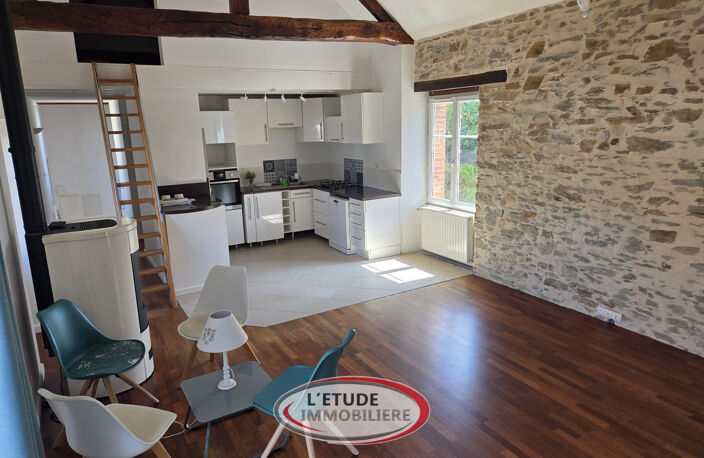 Sainte Pazanne bourg : Maison atypique et de charme, 3 chamb — photo 5