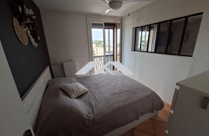 Vue dégagée pour ce bel appartement T4 à MARTIGUES — photo 4