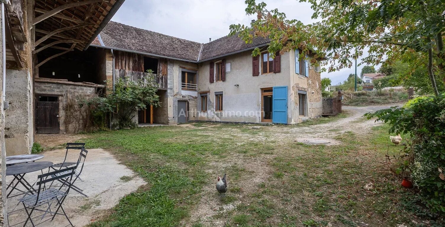 Propriété rénovée de 110 m² / DPE C/ 3 chambres + dépendances + 3600 m² de terrain — photo 1