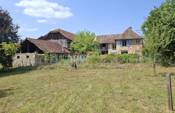 Propriété rénovée de 110 m² / DPE C/ 3 chambres + dépendances + 3600 m² de terrain — photo 5