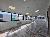 BUREAU 70 M2 — photo 3