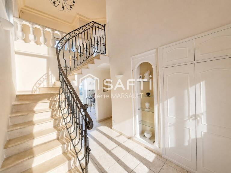 162 m² habitables, 4 chambres + bureau, terrasse 53 m², terrain 837 m² — photo 1