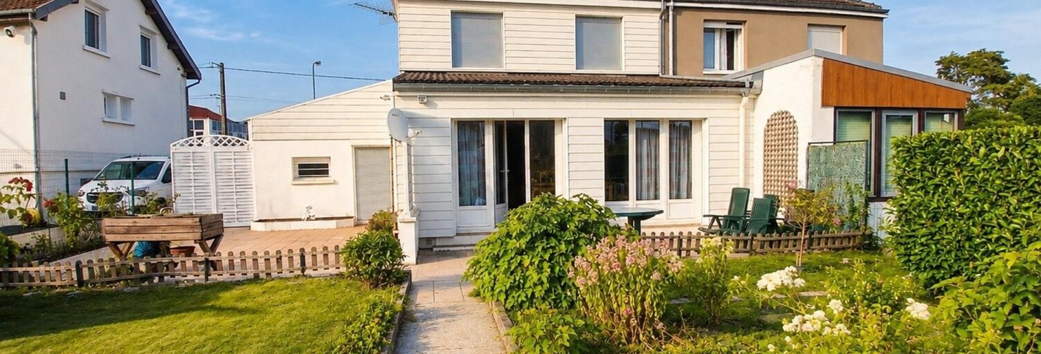 Maison 6 Pièces 106 m² à vendre à Warcq (08000)