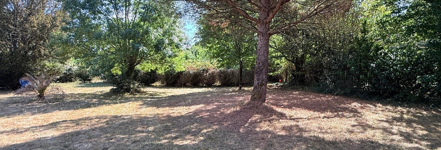 Terrain  400 m² à vendre à Saint-Georges-des-Coteaux (17810)
