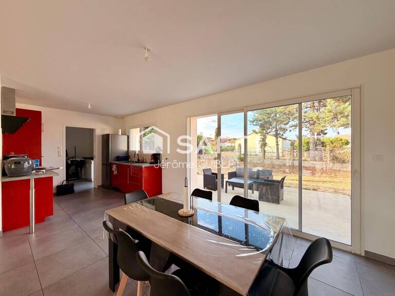 Pavillon de plain-pied  112 m²  729 m2 — photo 1
