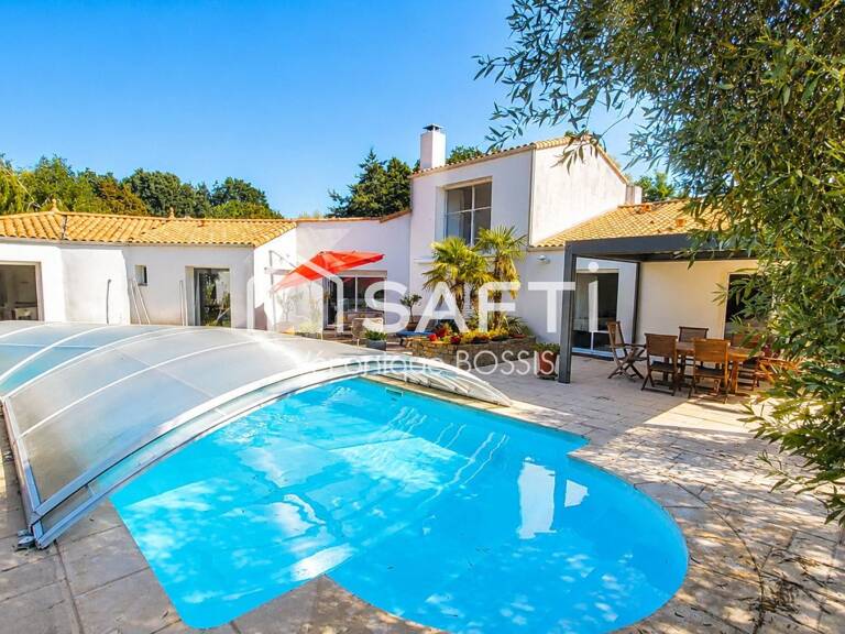 MOUILLERON-LE-CAPTIF  BELLE PROPRIÉTÉ DE 205 m²  PISCINE  1 217 m² DE TERRAIN PAYSAGÉ — photo 1