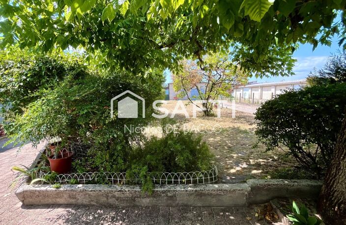 Maison de ville, sans vis a vis, a deux pas du centre ville. — photo 2