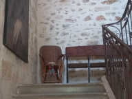 POMEROLS en plein coeur du centre historique une vigneronne e — photo 3
