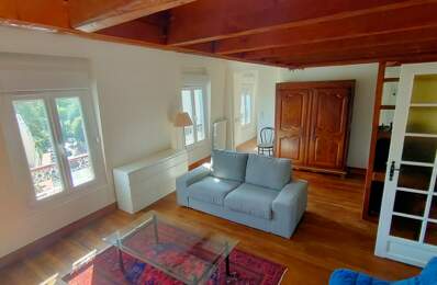 DEUX PIECES  MEUBLE + MEZZANINE  — photo du bien