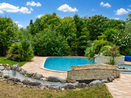 Ensemble immobilier avec maison principale et appartement in — photo 2