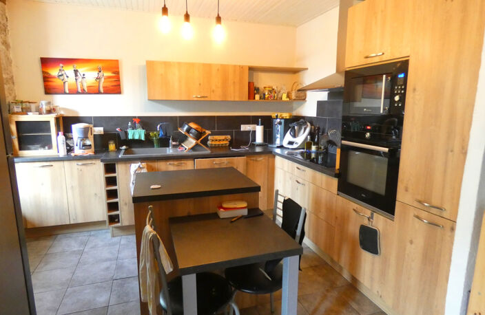 MAISON EN PIERRE RENOVEE — photo 4