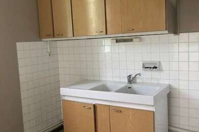 Appartement 3 pièces 741 €