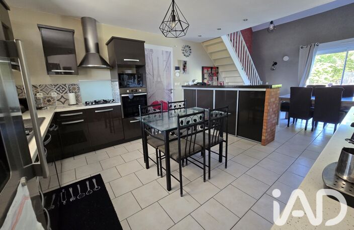 Vente Maison traditionnelle 6 pièces — photo 3