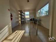 Location Local d'activités 446 m&sup2; — photo 2
