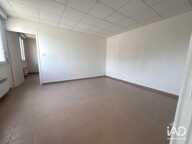 Location Hangar 210 m&sup2; — photo 3
