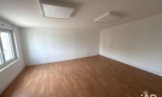 Bureau  80 m² à louer à La Chevallerais (44810)