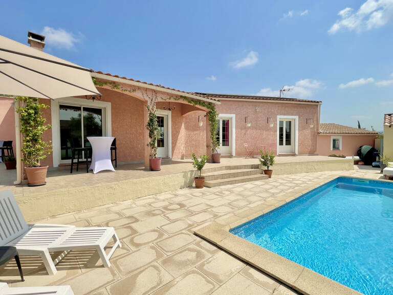Villa de plain-pied avec piscine — photo 1