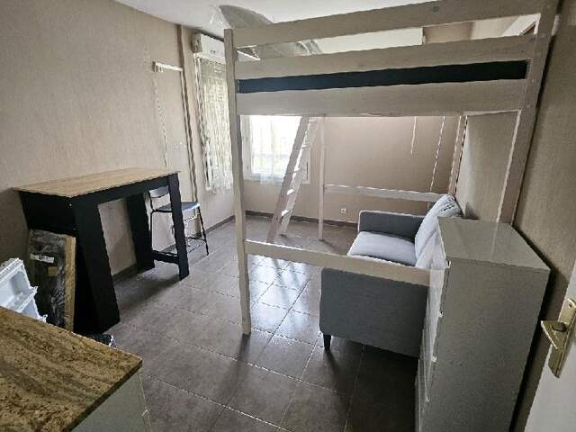 Appartement 1 pièce 17 m² à Bondy — photo du bien