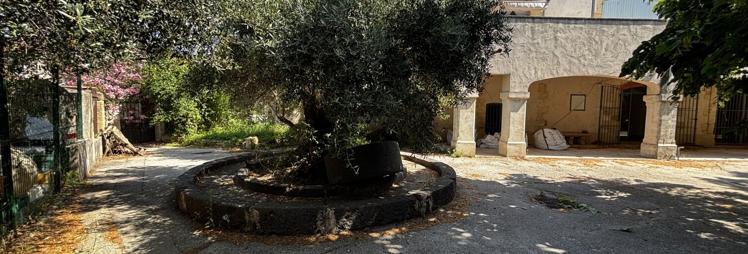 Commerce  60 m² à vendre à Pélissanne (13330)