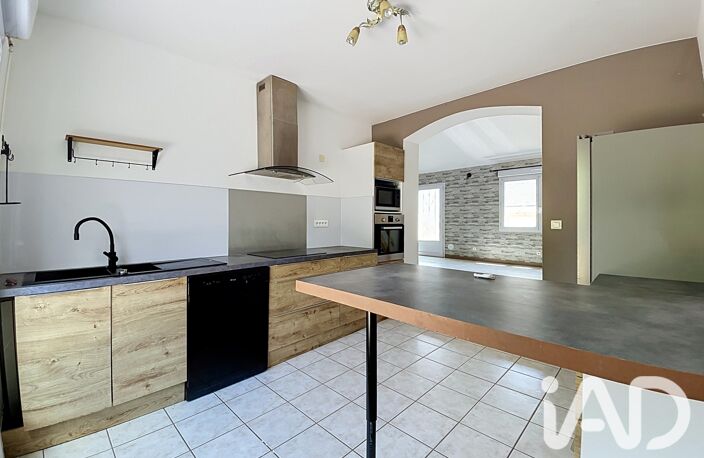 Vente Maison/villa 6 pièces — photo 3